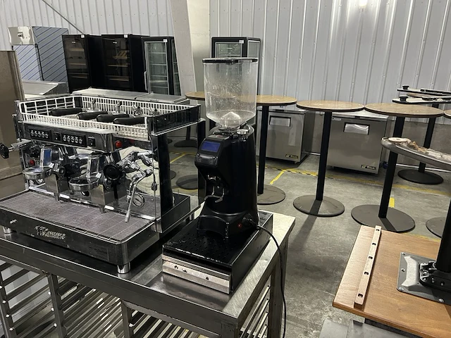 Elektrische koffiemolen eureka, zenith, , incl. afkloplade - afbeelding 1 van  7