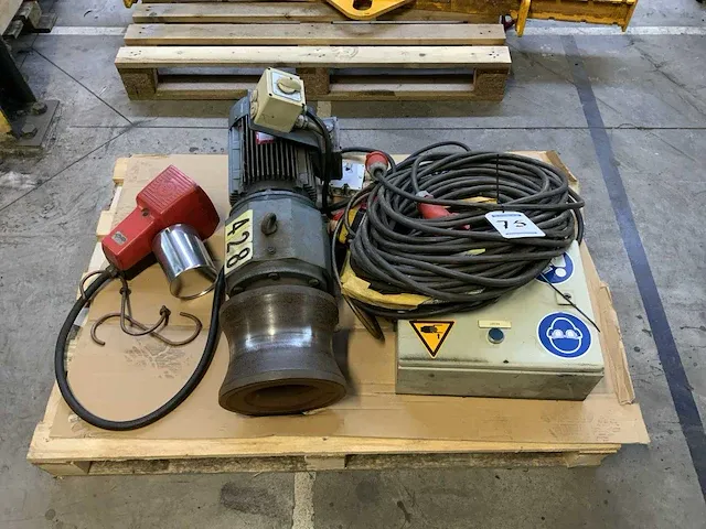 Elektrische lier - afbeelding 1 van  1