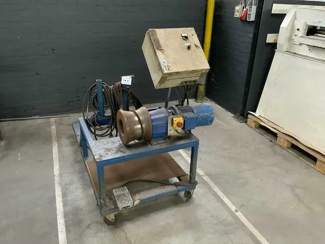 Elektrische lier - afbeelding 1 van  3