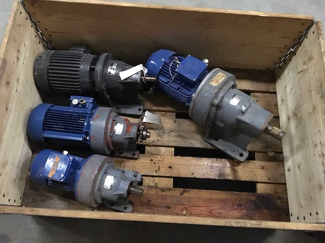 Elektrische motorreductoren (4x) - afbeelding 2 van  4