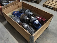 Elektrische motorreductoren (6x) - afbeelding 1 van  4