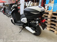 Elektrische motor/scooter 80 km p/u 'police' edrive, cargo job - afbeelding 5 van  13
