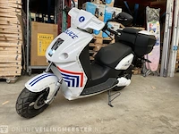 Elektrische motor/scooter 80 km p/u 'police' edrive, cargo job