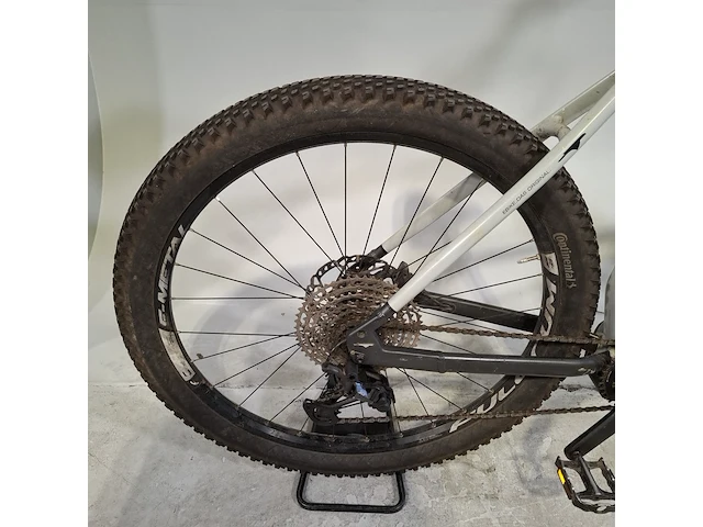 Elektrische mountainbike, ebike, offroad pro mtb, 2021 - afbeelding 17 van  22