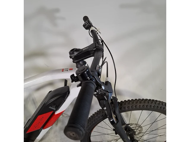 Elektrische mountainbike rockrider, st-100, bouwjaar 2017 - afbeelding 16 van  17
