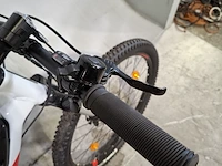 Elektrische mountainbike, rockrider, st100 - afbeelding 8 van  21