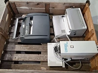 Elektrische nietmachine en 2x inbindmachine, o.a leitz - afbeelding 3 van  11