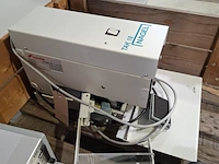 Elektrische nietmachine en 2x inbindmachine, o.a leitz - afbeelding 9 van  11