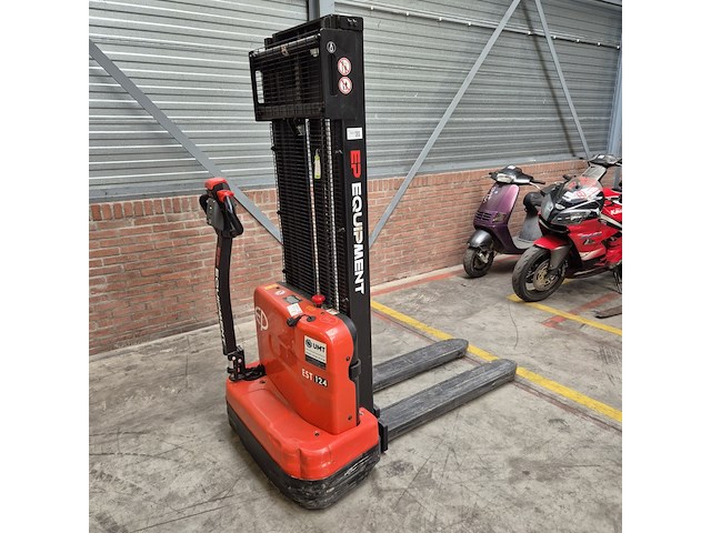 Elektrische palletlifter, ep, est 124, 2023 - afbeelding 10 van  16