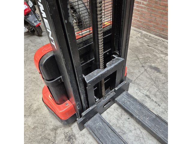 Elektrische palletlifter, ep, est 124, 2023 - afbeelding 13 van  16