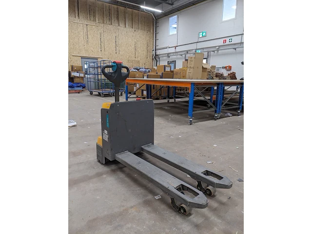Elektrische palletwagen jungheinrich, eje m13, bouwjaar 2020 - afbeelding 1 van  9