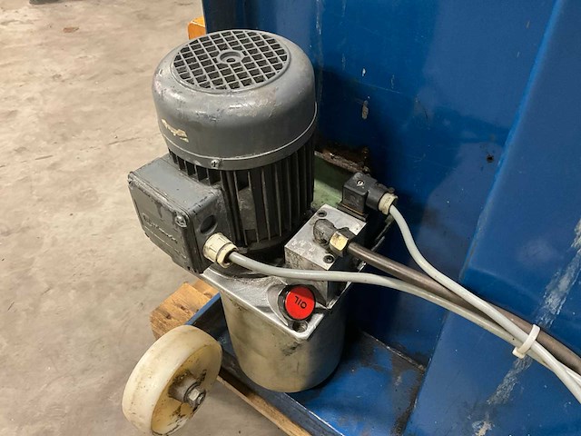 Elektrische palletwagen palletlift - afbeelding 12 van  12