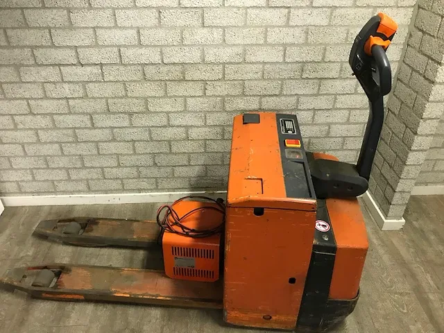 Elektrische palletwagen - afbeelding 2 van  9
