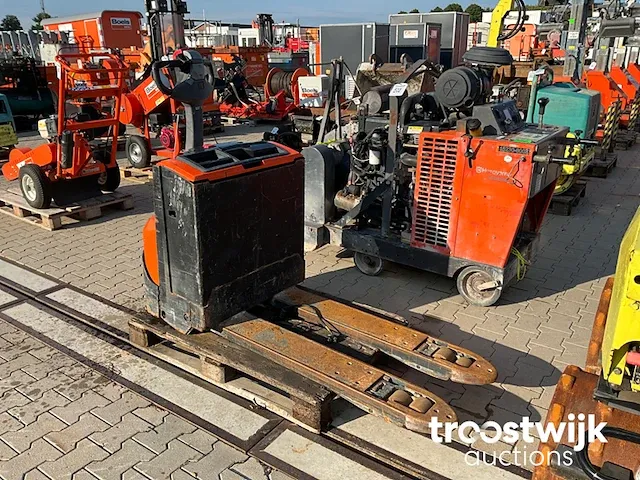 Elektrische palletwagen - afbeelding 1 van  8