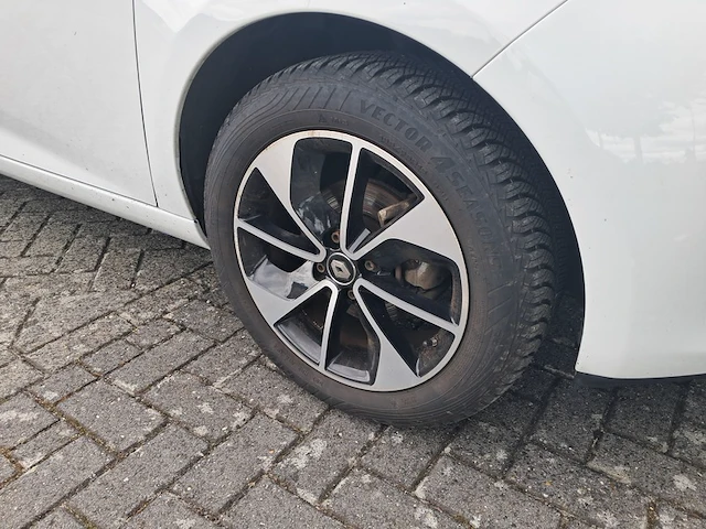 Elektrische personenauto renault, zoë r90 intens | 40 kwh accu, bouwjaar 2018 - afbeelding 4 van  56