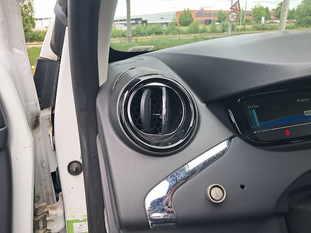 Elektrische personenauto renault, zoë r90 intens | 40 kwh accu, bouwjaar 2018 - afbeelding 28 van  56