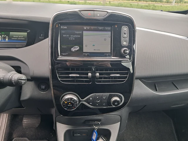 Elektrische personenauto renault, zoë r90 intens | 40 kwh accu, bouwjaar 2018 - afbeelding 30 van  56