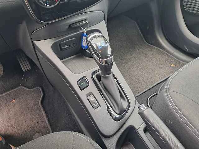 Elektrische personenauto renault, zoë r90 intens | 40 kwh accu, bouwjaar 2018 - afbeelding 31 van  56