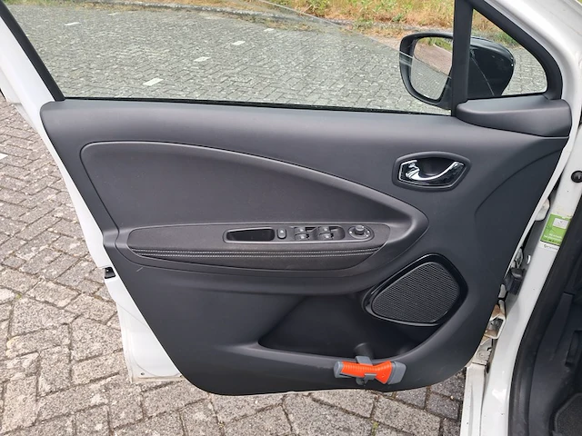 Elektrische personenauto renault, zoë r90 intens | 40 kwh accu, bouwjaar 2018 - afbeelding 37 van  56
