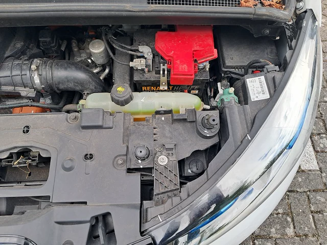 Elektrische personenauto renault, zoë r90 intens | 40 kwh accu, bouwjaar 2018 - afbeelding 46 van  56
