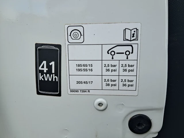 Elektrische personenauto renault, zoë r90 intens | 40 kwh accu, bouwjaar 2018 - afbeelding 50 van  56
