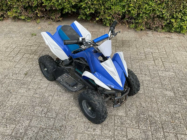 Elektrische quad - afbeelding 6 van  9