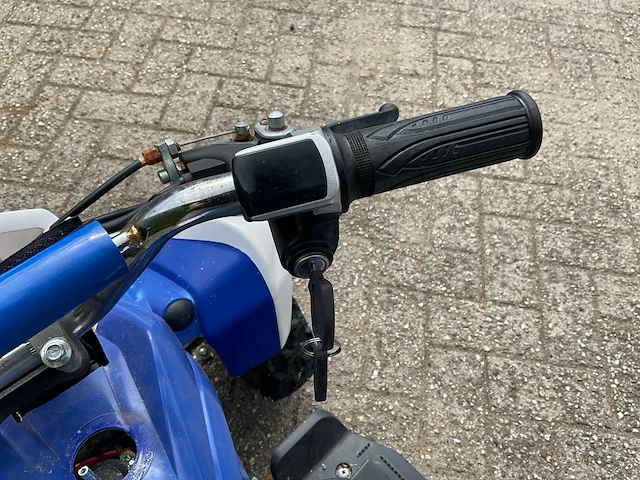 Elektrische quad - afbeelding 8 van  9