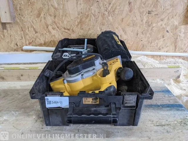 Elektrische schaafmachine dewalt, d26500-qs - afbeelding 8 van  8