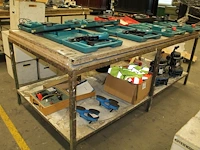 Elektrische schroefautomaat makita 6833 in kunststof koffer. - afbeelding 1 van  1