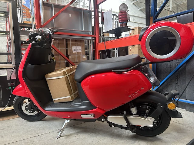 Elektrische scooter 25 km p/u, edrive, milano, rood - afbeelding 1 van  12