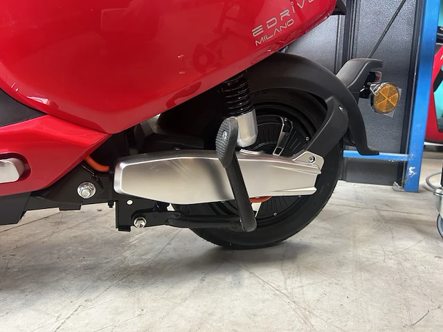 Elektrische scooter 25 km p/u, edrive, milano, rood - afbeelding 11 van  12