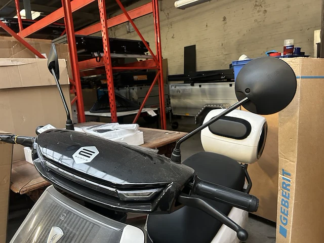 Elektrische scooter 25 km p/u edrive - afbeelding 3 van  9
