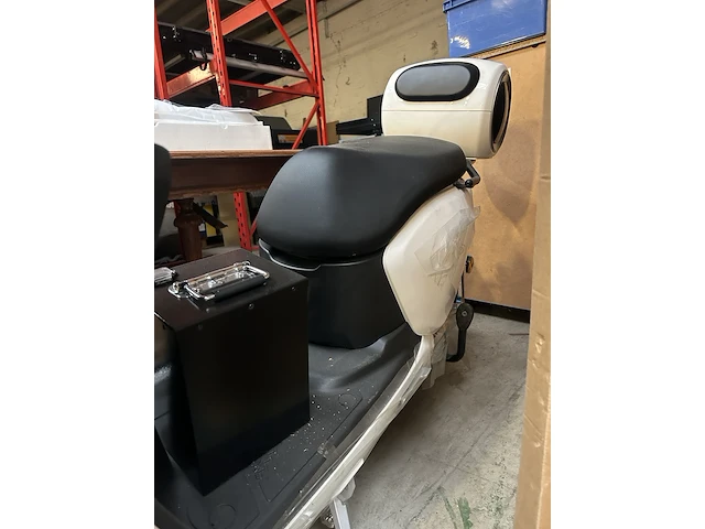 Elektrische scooter 25 km p/u edrive - afbeelding 4 van  9