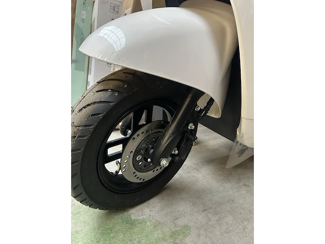 Elektrische scooter 25 km p/u edrive - afbeelding 6 van  9