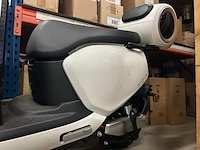 Elektrische scooter 25km/u edrive, milano - afbeelding 6 van  12
