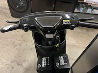 Elektrische scooter 25km/u edrive, milano - afbeelding 8 van  12