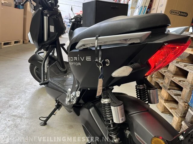 Elektrische scooter 45 km p/u edrive, raptor, zwart - afbeelding 13 van  13