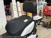 Elektrische scooter 80 km p/u edrive, wit - afbeelding 6 van  9