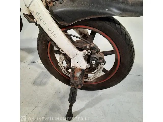 Elektrische scooter dyu - afbeelding 9 van  17