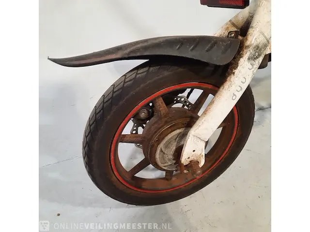 Elektrische scooter dyu - afbeelding 12 van  17
