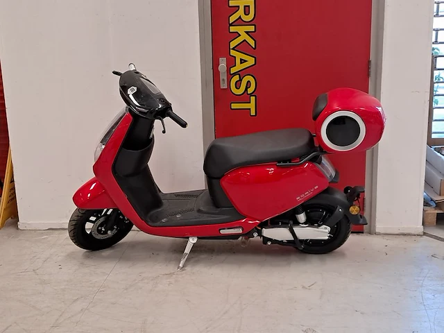Elektrische scooter e-drive, milano, 45 km/uur - afbeelding 1 van  17