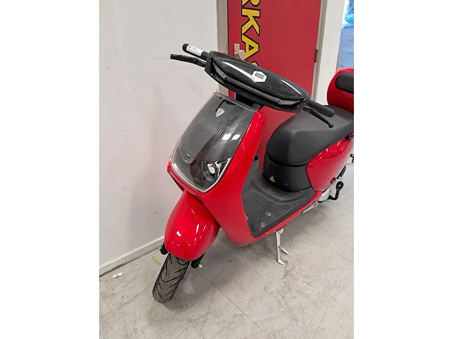 Elektrische scooter e-drive, milano, 45 km/uur - afbeelding 11 van  17