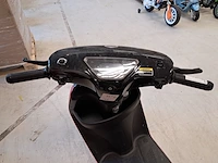 Elektrische scooter e-drive, milano, 45 km/uur - afbeelding 15 van  17