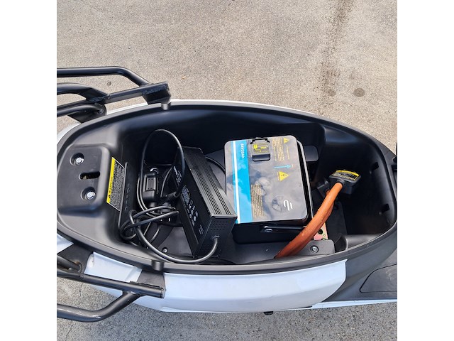 Elektrische scooter, ecooter , e2 230, wit, 2021 - afbeelding 5 van  20