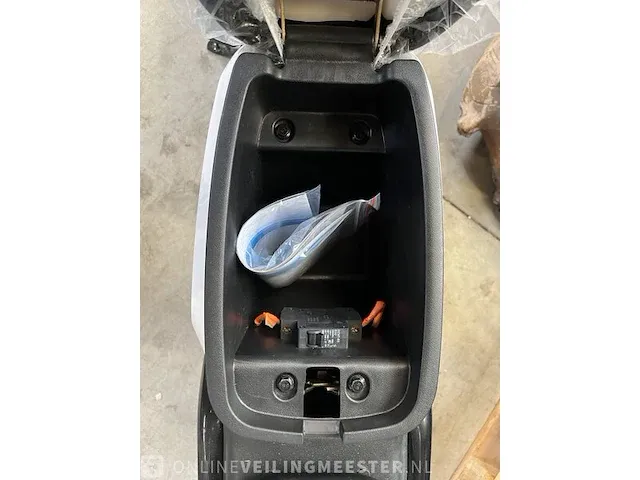 Elektrische scooter edrive, verona, wit - afbeelding 2 van  10
