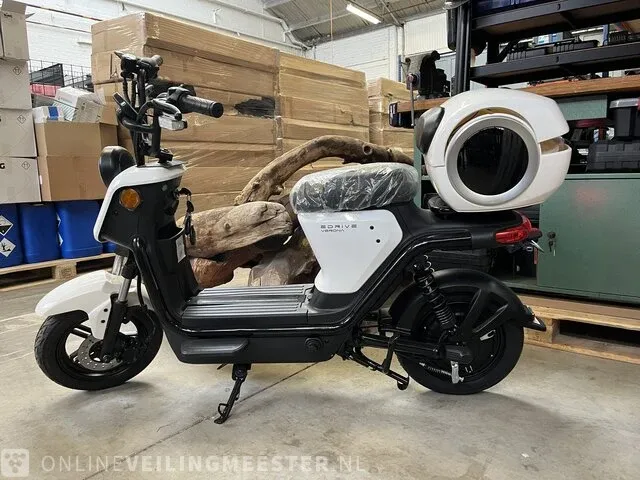 Elektrische scooter edrive, verona, wit - afbeelding 1 van  10