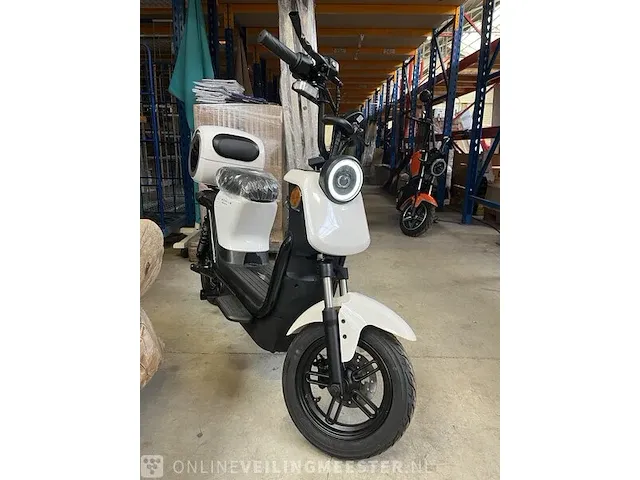 Elektrische scooter edrive, verona, wit - afbeelding 3 van  10