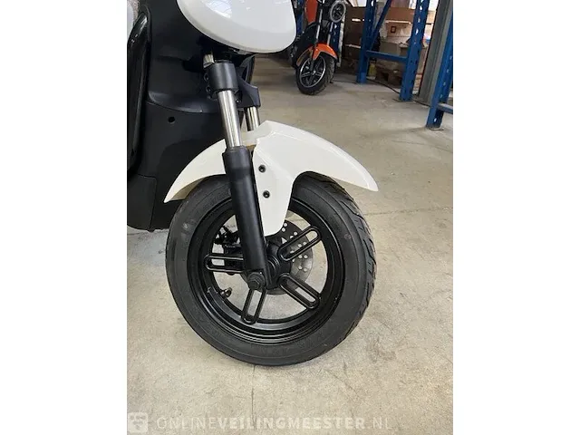 Elektrische scooter edrive, verona, wit - afbeelding 4 van  10