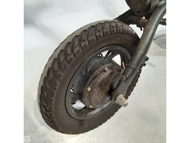 Elektrische scooter electric bike - afbeelding 12 van  17
