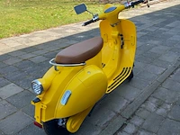 Elektrische scooter, geel, bouwjaar 2021 - afbeelding 3 van  6